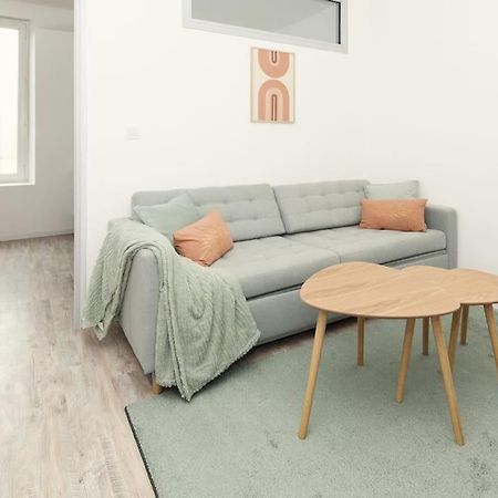 La Residence Jeanne D'Arc 3, تروي المظهر الخارجي الصورة